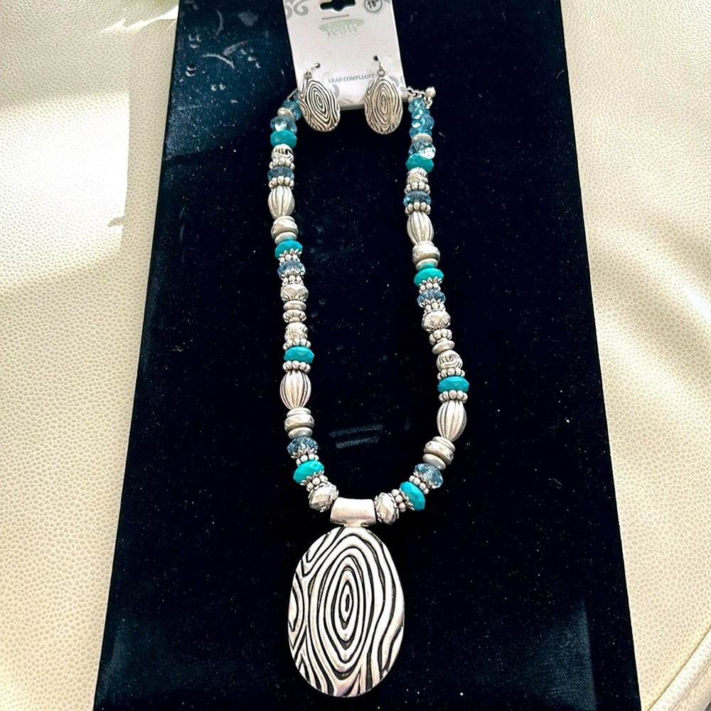 Western Silver Turquoise Statement Necklace Earring Set NWT Bold